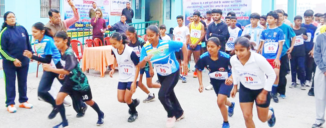 23-03-2026 Rudrapur Winners of the cross-country race were awarded, Pushkar and Ajara were first in the boys and girls category, and a call was made to stay away from drugs