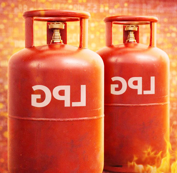 ईरान पर हमले का असर, आपदा में अवसर, घरेलू गैस सिलेंडर 60 रुपये, वाणिज्यिक सिलेंडर 114.5 रुपये महंगा हुआ