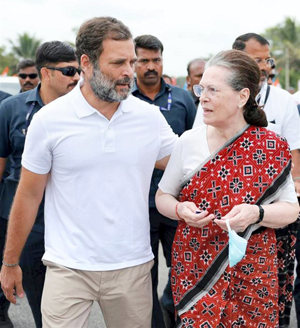 सोनिया गांधी का सवाल, भारत ने न तो खामनेई की हत्या की निंदा की, न ही ईरान की संप्रभुता के उल्लंघन पर कोई स्पष्ट प्रतिक्रिया, क्यों ? क्या ट्रंप-नेतन्याहू का डर या मिलीभगत ?