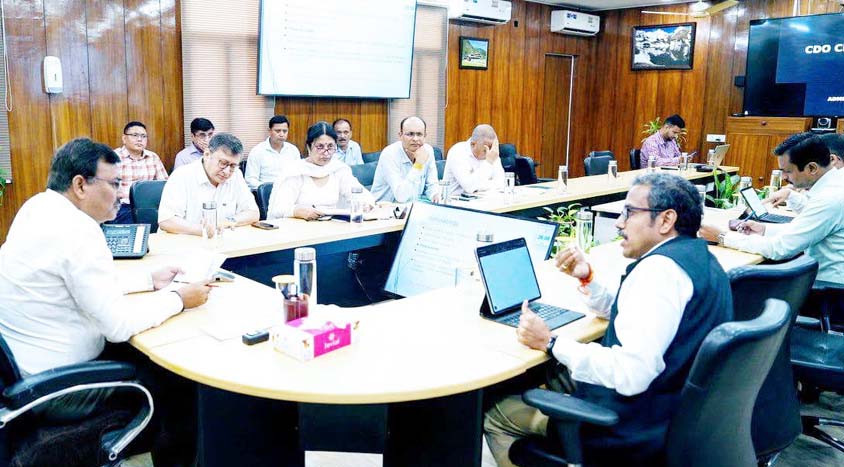 13-07-2026 Dehradun Chief Secretary Anand Bardhan directed officials to boost eco-tourism activities, ensuring facilities for tourists and livelihood opportunities for local residents